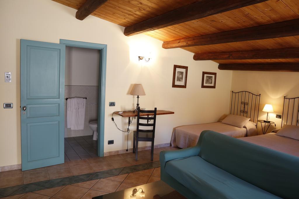 Albergo La Fontanella Noto Exterior foto